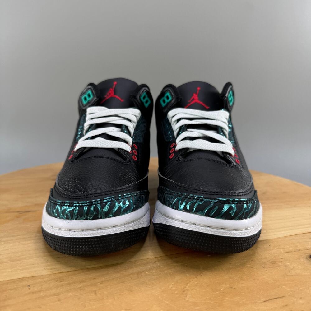 Womens 7 (5.5Y) Nike Air Jordan 3 Retro GS Sneakers 'Moto' FV5437-001 Hyper Jade - Picture 2 of 8